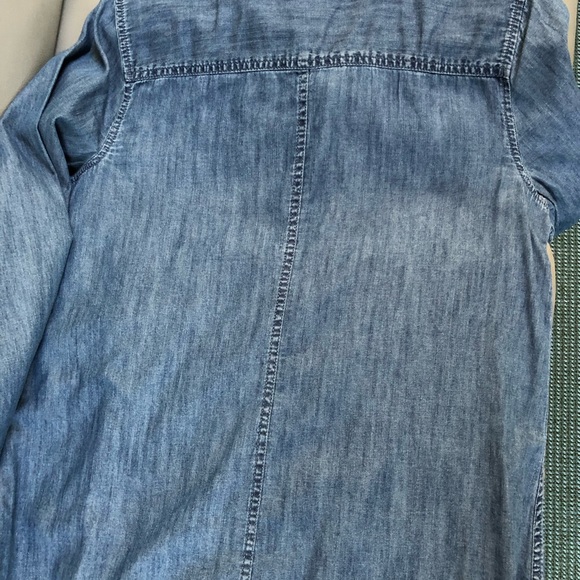Talbots women’s denim shirt - Picture 4 of 8